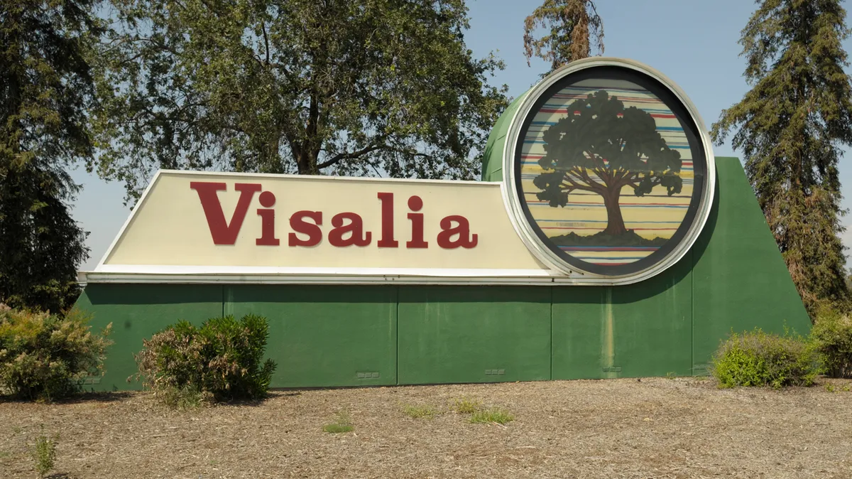 Visalia city sign